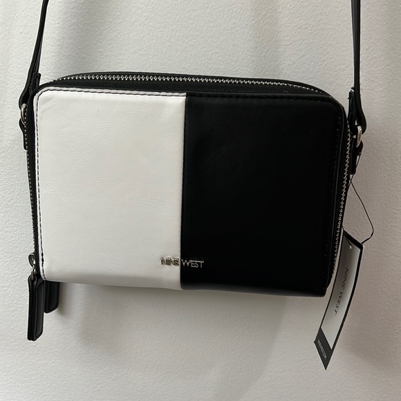 Nine West Crossbody Bag. New - Picture 1 of 7